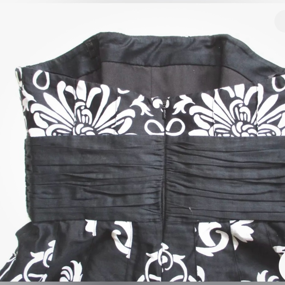 White House/Black Market dress - Picture 6 of 9